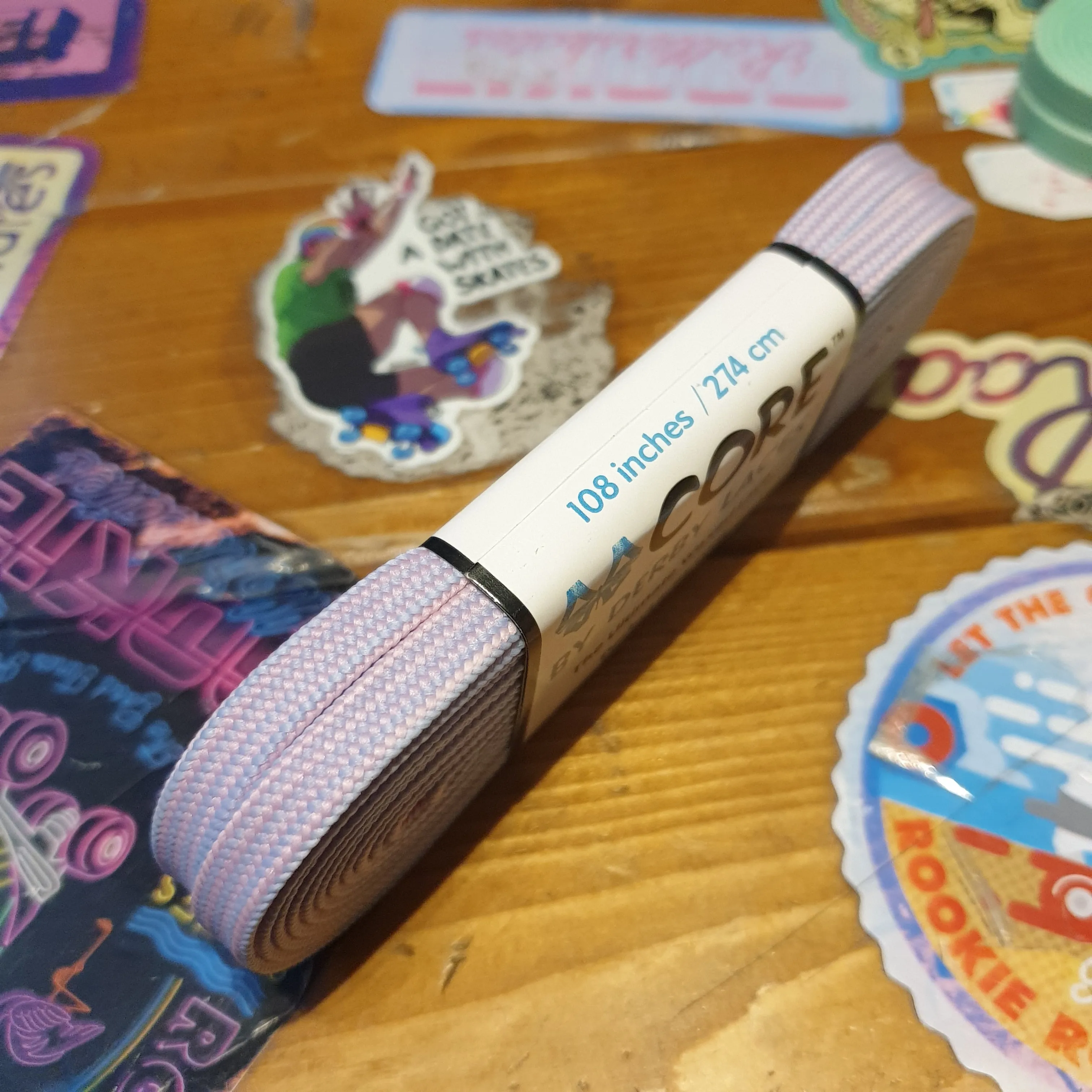 108''/274cm SOLID COLOUR Waxed Derby Laces