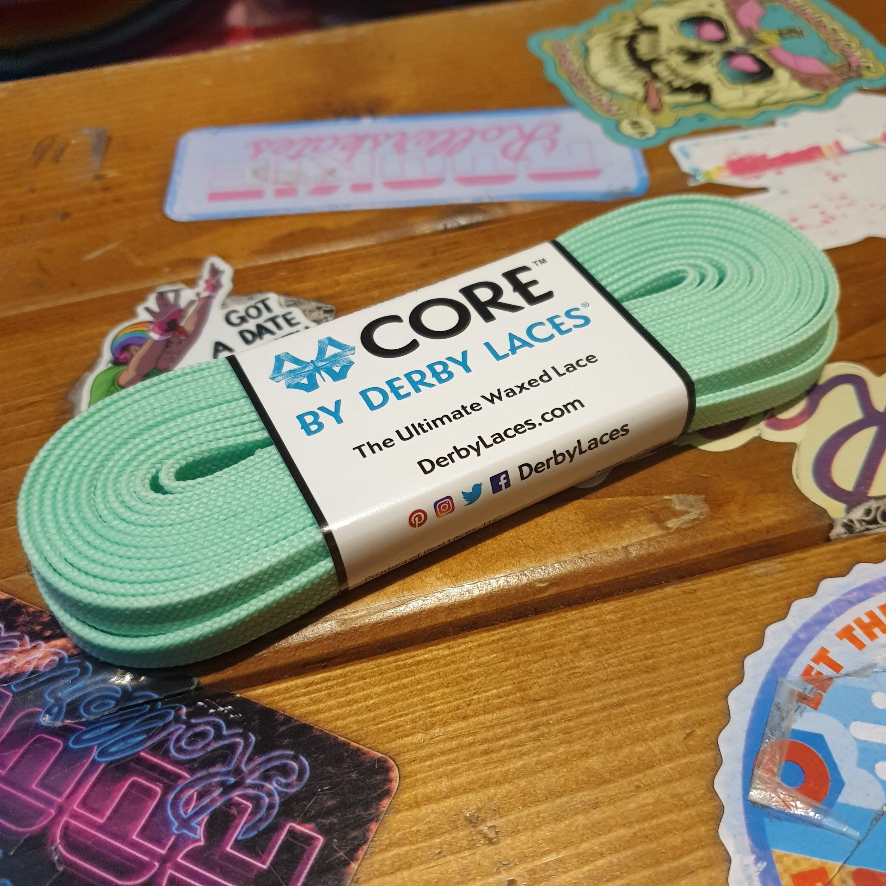 108''/274cm SOLID COLOUR Waxed Derby Laces