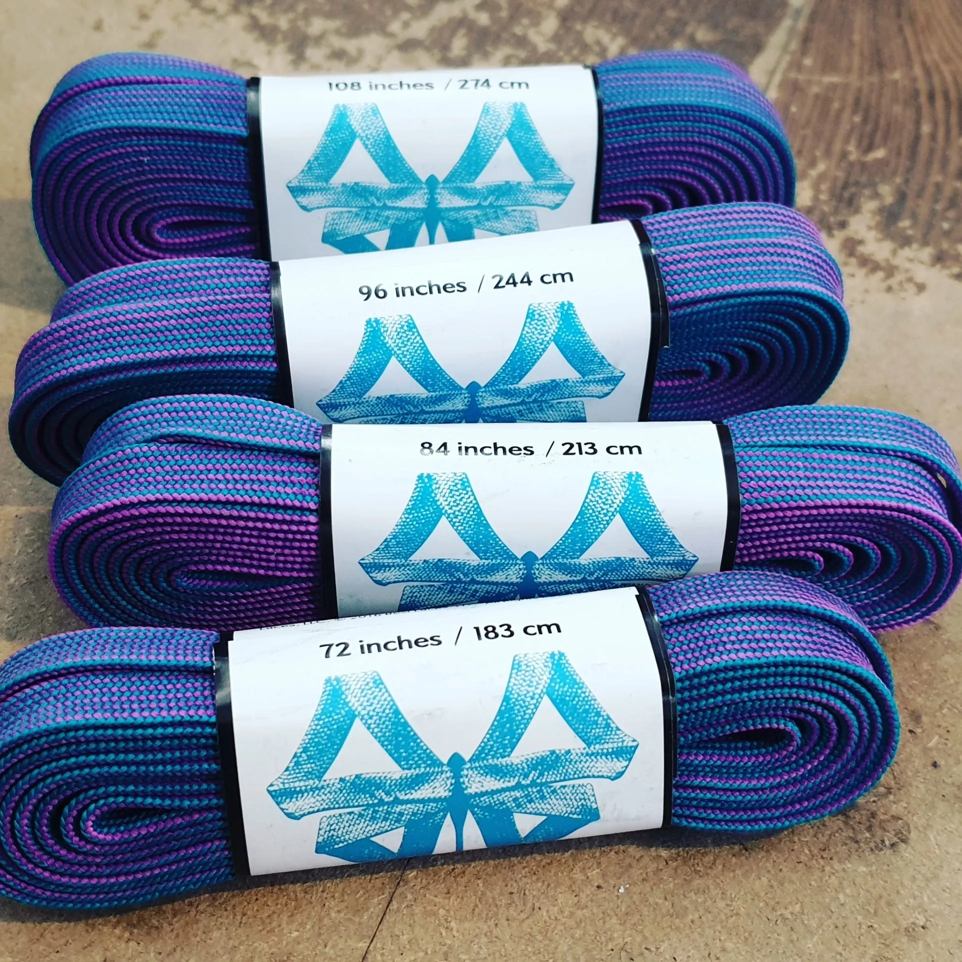 108''/274cm STYLE PATTERNED Waxed Derby Laces